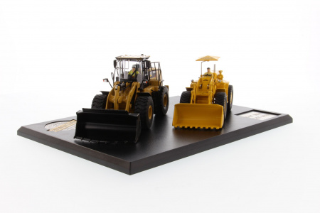 Cat 966A колесный погрузчик & 966M колесный погрузчик (с буклетом об истории модели) 1:50