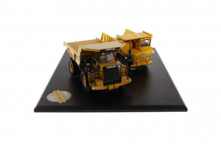 Cat 769 & 770 внедорожный самосвал (с буклетом об истории модели)  1:50 