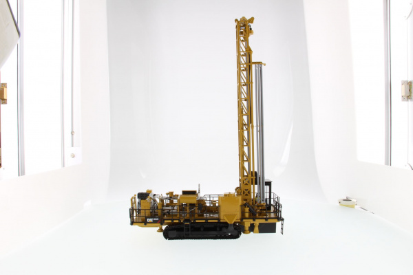 Cat MD6250 бурильная машина 1:50