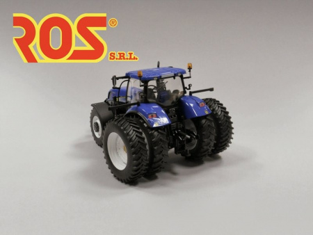 New Holland T7050 колесный трактор 1:32 
