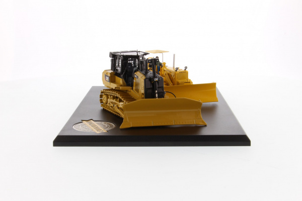 Cat D7C гусеничный трактор с Cat D7E электрическим гусеничным трактором (с буклетом об истории) 1:50