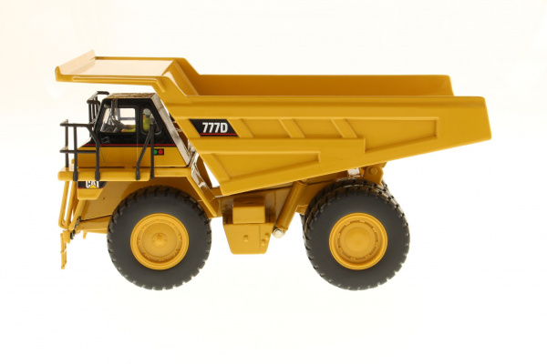 Cat 777D внедорожный самосвал 1:50  