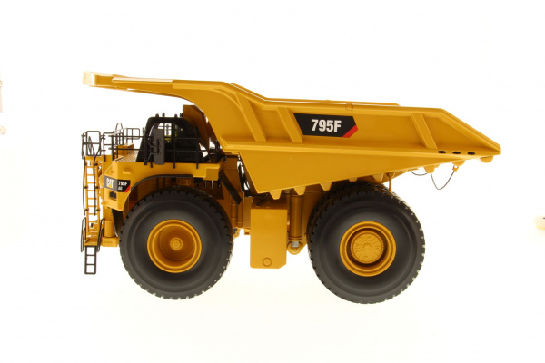 Cat 795F AC горный самосвал  1:50