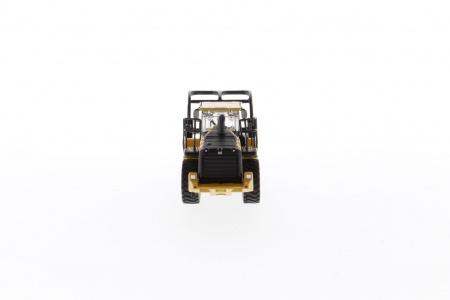 Cat 972M колесный погрузчик с вилами для бревен 1:87
