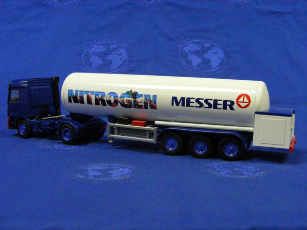 MESSER T 285 газовый 3-осная цистрена трейлер на 2-осном Mercedes-Benz Actros, ARGON 1:50
