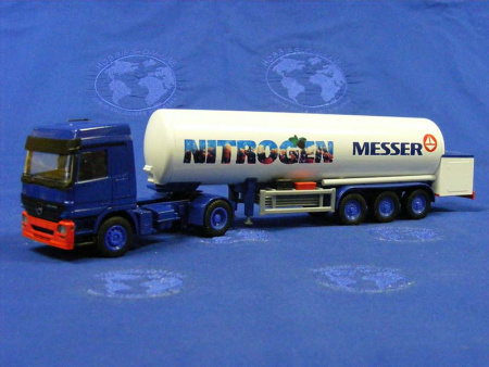 MESSER T 285 газовый 3-осная цистрена трейлер на 2-осном Mercedes-Benz Actros, ARGON 1:50