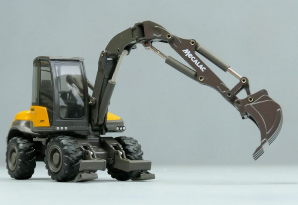 MECALAC 12MTX мультифункциональная машина (эскаватор обратная лопата) 1:50
