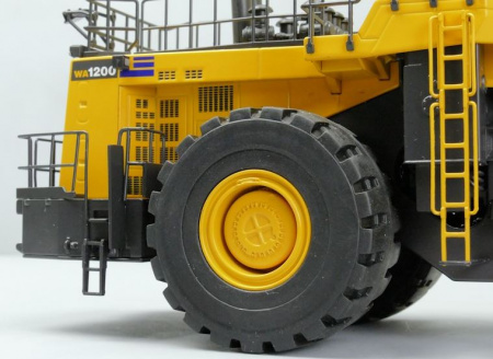 KOMATSU WA1200 колесный погрузчик  1:50