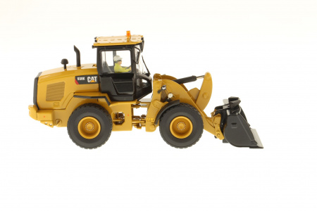 Cat 938K колёсный погрузчик 1:50 
