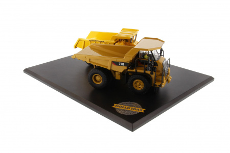 Cat 769 & 770 внедорожный самосвал (с буклетом об истории модели)  1:50 