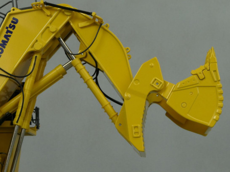 KOMATSU PC4000-11 горный экскаватор прямая лопата 1:50