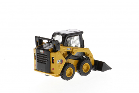Cat 242D3 погрузчик с бортовым поворотом 1:50