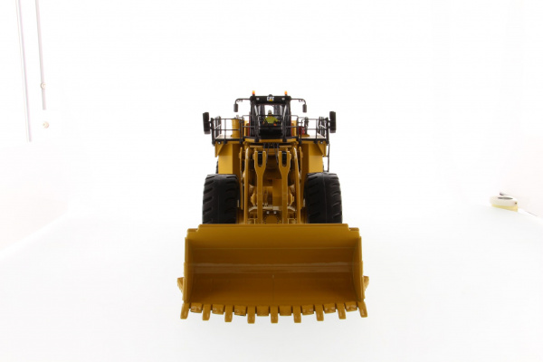 Cat 994K колесный погрузчик - версия с ковом для горных работ в желтом цвете 1:50