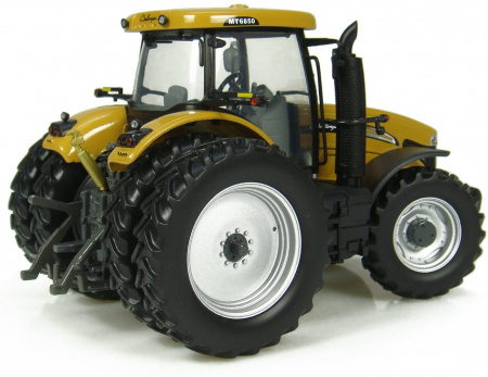 Challenger MT685D 6 wheels Трактор 1:32