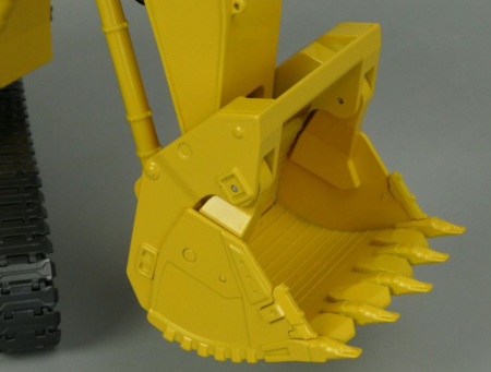 KOMATSU PC4000-11 горный экскаватор прямая лопата 1:50