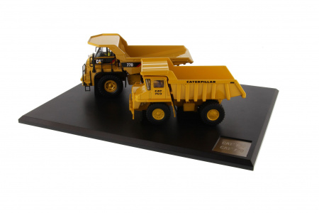 Cat 769 & 770 внедорожный самосвал (с буклетом об истории модели)  1:50 